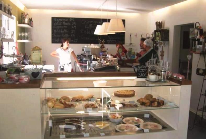 Es duftet nach Backwaren und frischem Kaffee: Café Heimat in Traunstein.